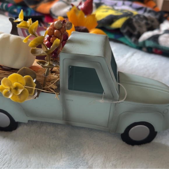 Fall decorations - Picture 5 of 13